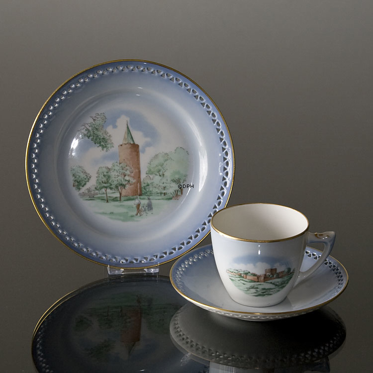 Danmarksstel, Kop (Hammershus nr. 3553) og tallerken (Gåsetårnet nr. 3564), Bing & Grøndahl