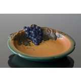 Dish with Grapes, no. 135, Ipsen