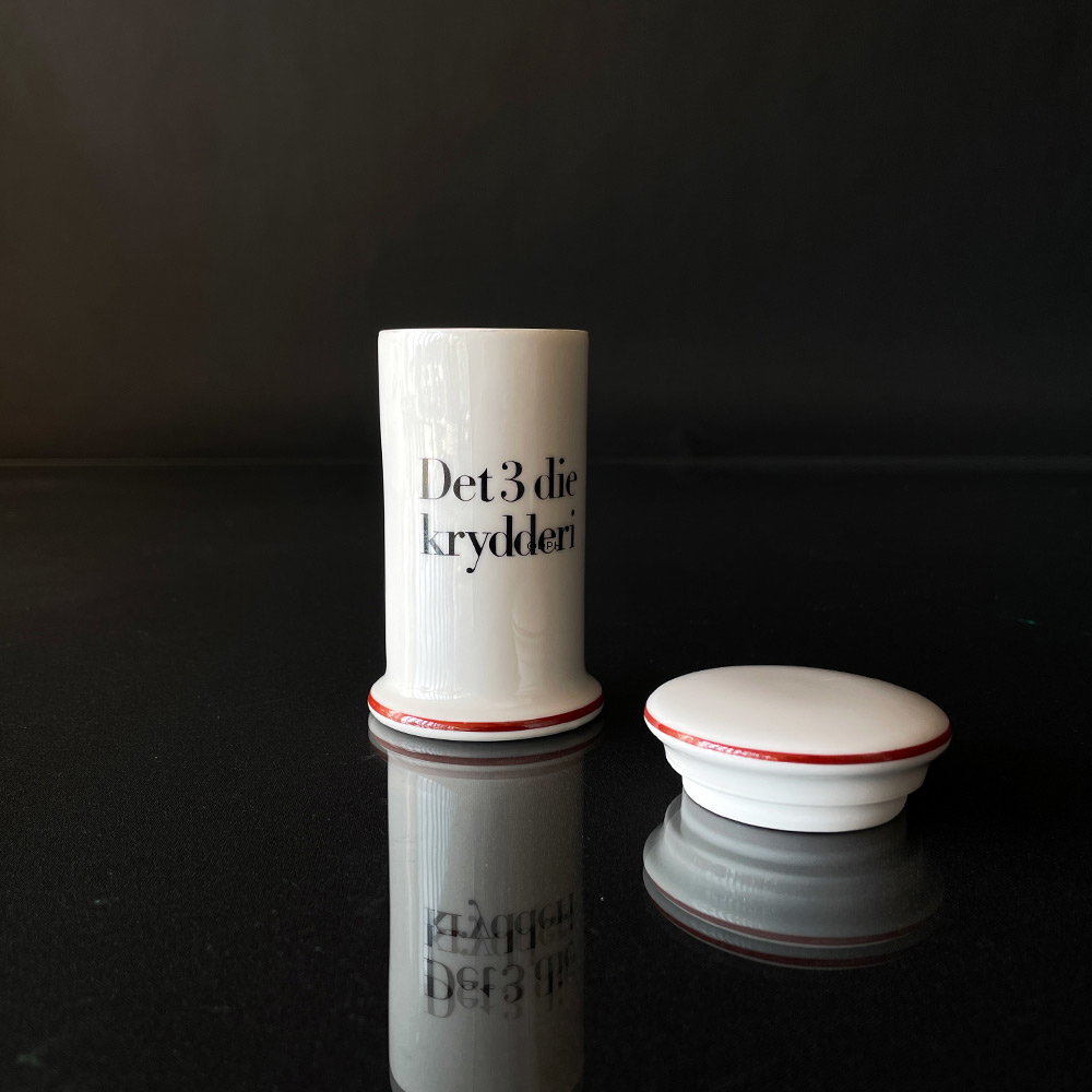 Bing & Grøndahl krydderikrukke, Det 3die krydderi nr. 497