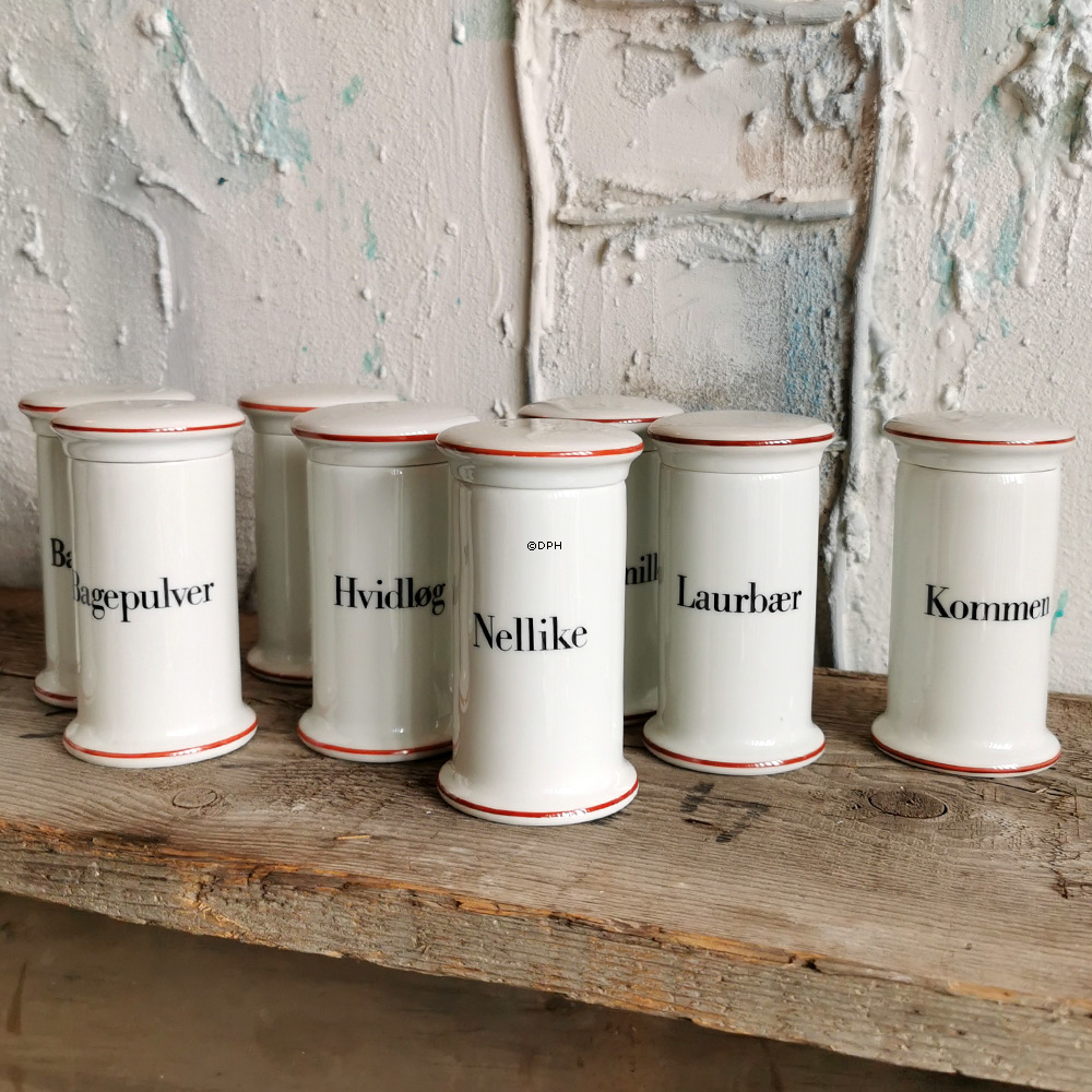 Bing & Grøndahl krydderikrukke, Kommen nr. 497