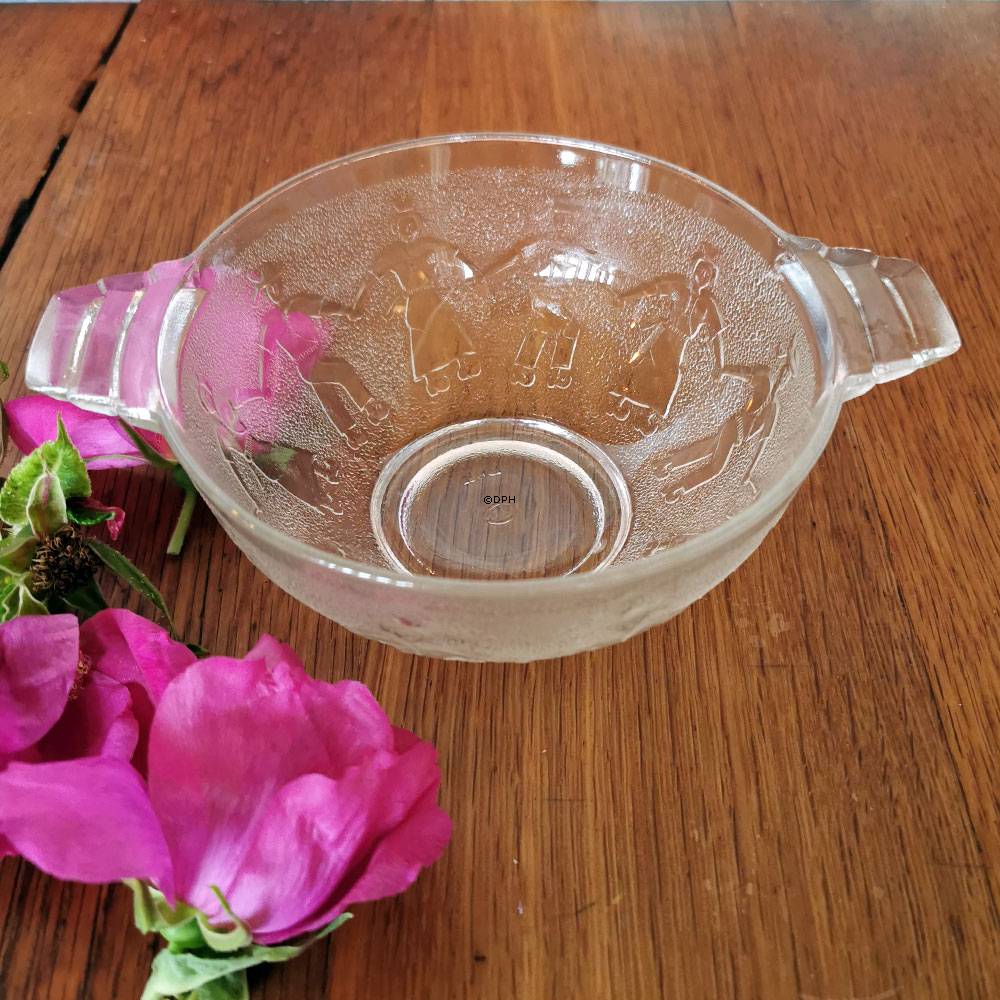 Glas skål med slibninger