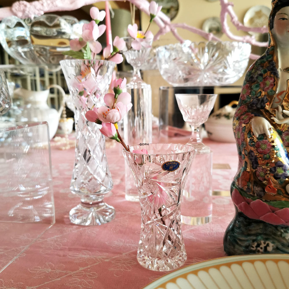 Krystal glasvase med slibninger