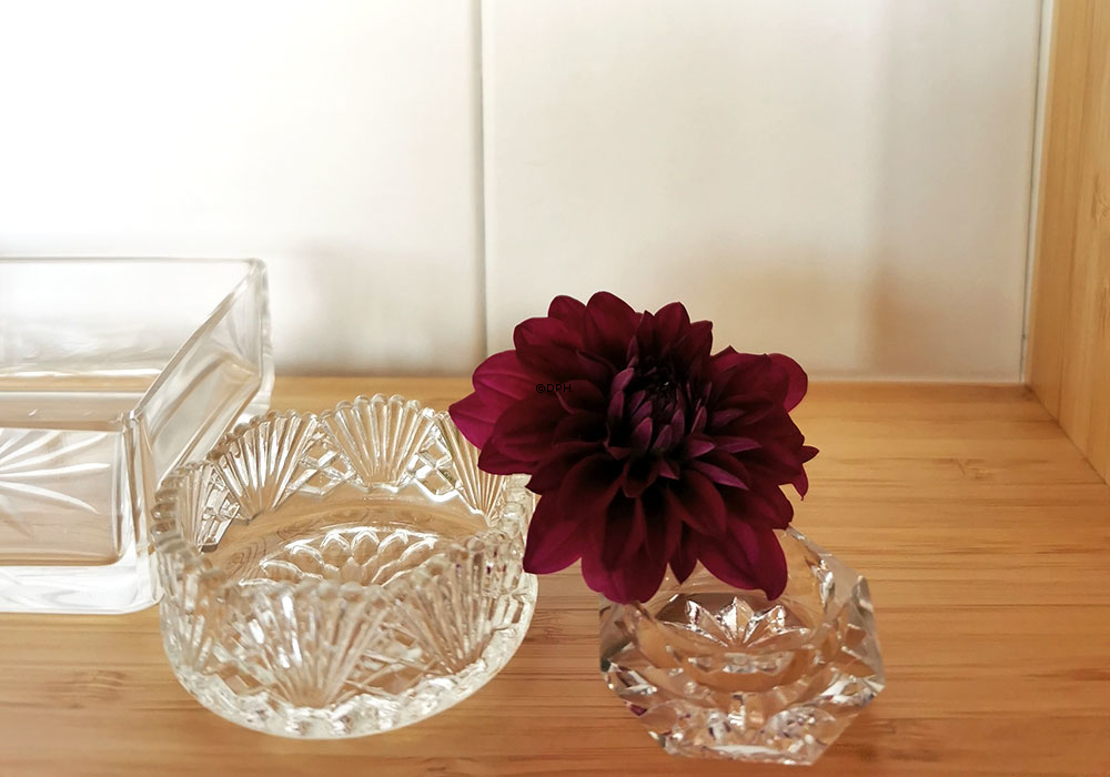 Saltkar med slibninger