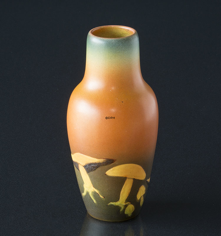 Ipsen Vase med svampe nr. 390