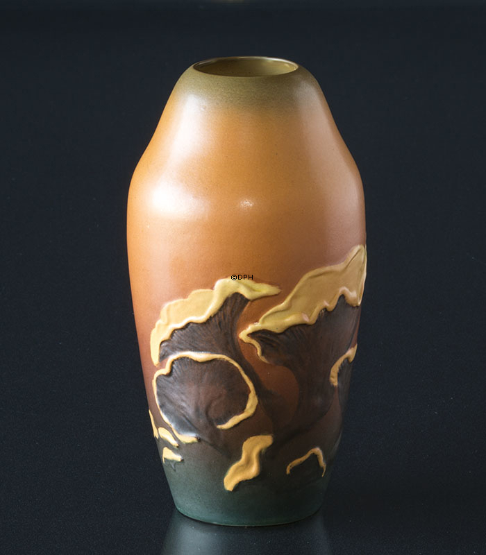 Ipsen Vase med svampe nr. 577