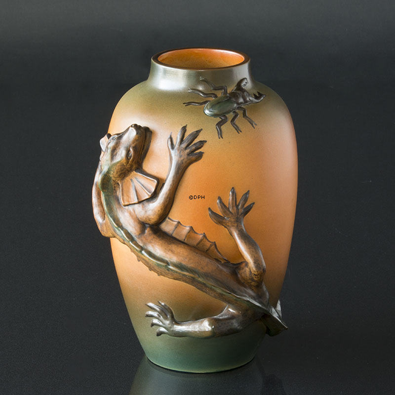 Ipsen Vase med øgle/firben nr. 364