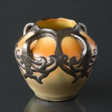 Ipsen Vase med mønster og hanke nr. 710, lille