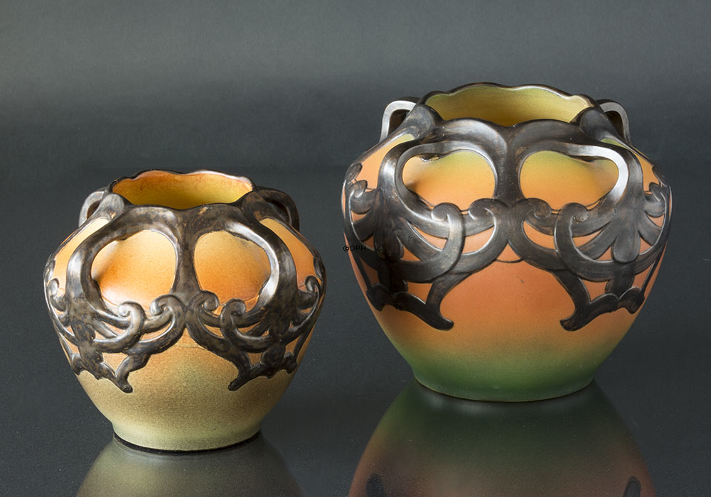 Ipsen Vase med mønster og hanke nr. 710, lille