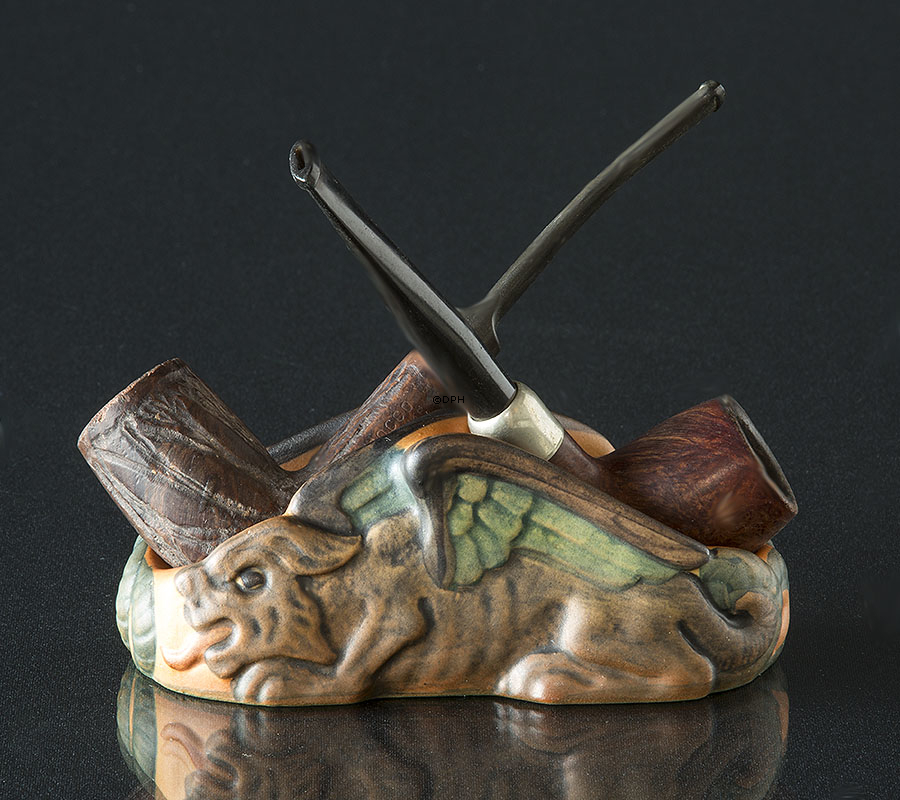 Ipsen pibeholder med fabeldyr nr. 99