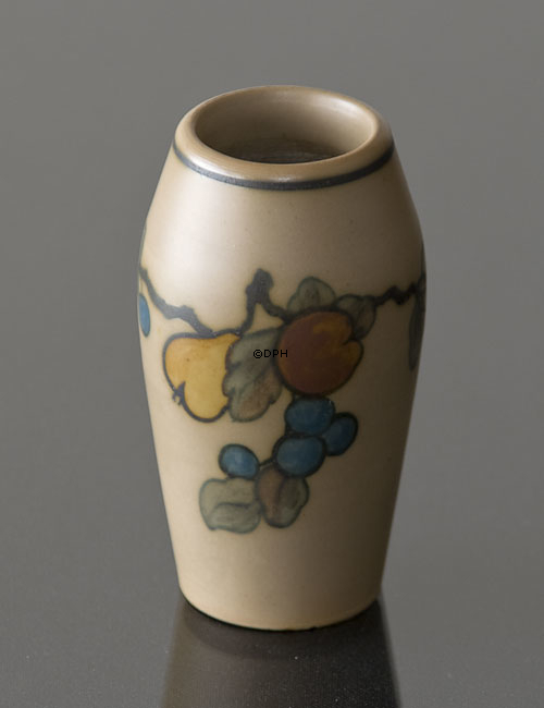 Hjorth Vase nr.120 Højde 8 CM