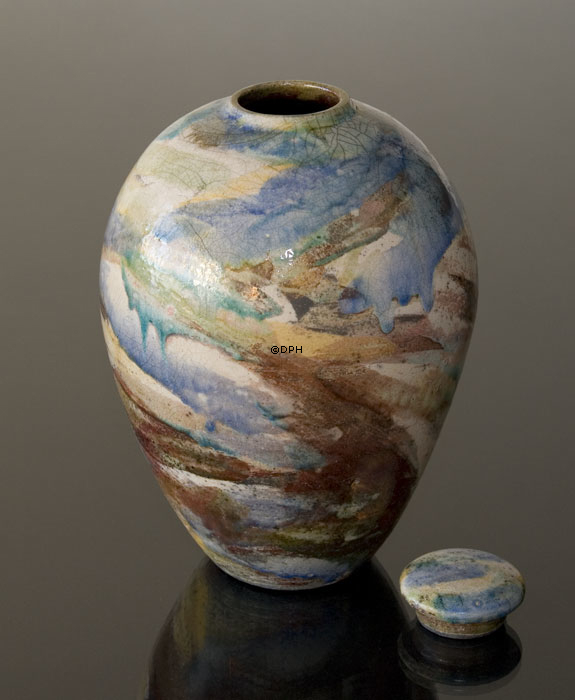 Unik Krukke med Låg, lavet af pottemager Sussie Herold