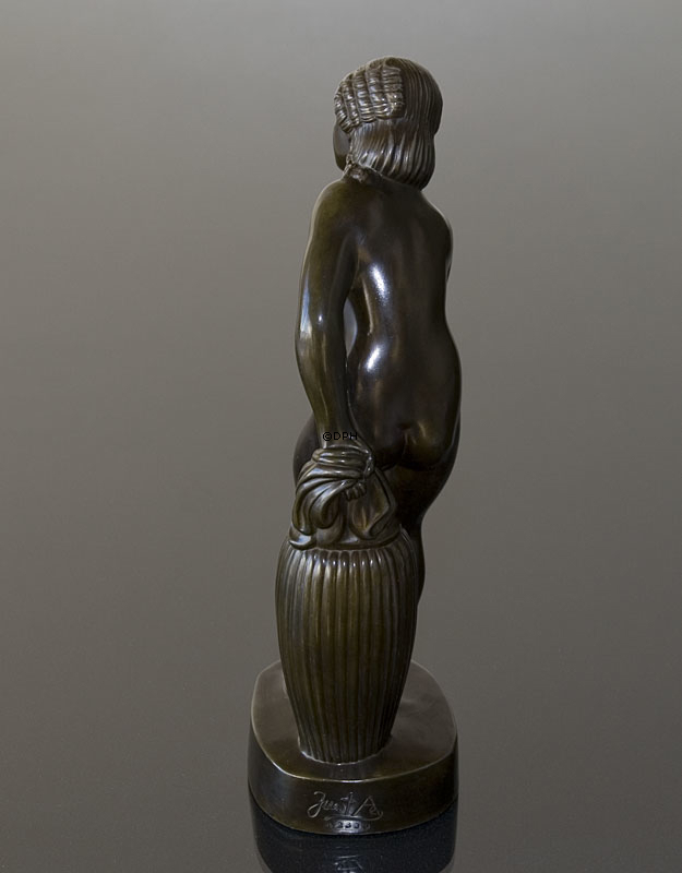 Just Andersen Figur, Nøgen kvinde med håndklæde, Diskometal