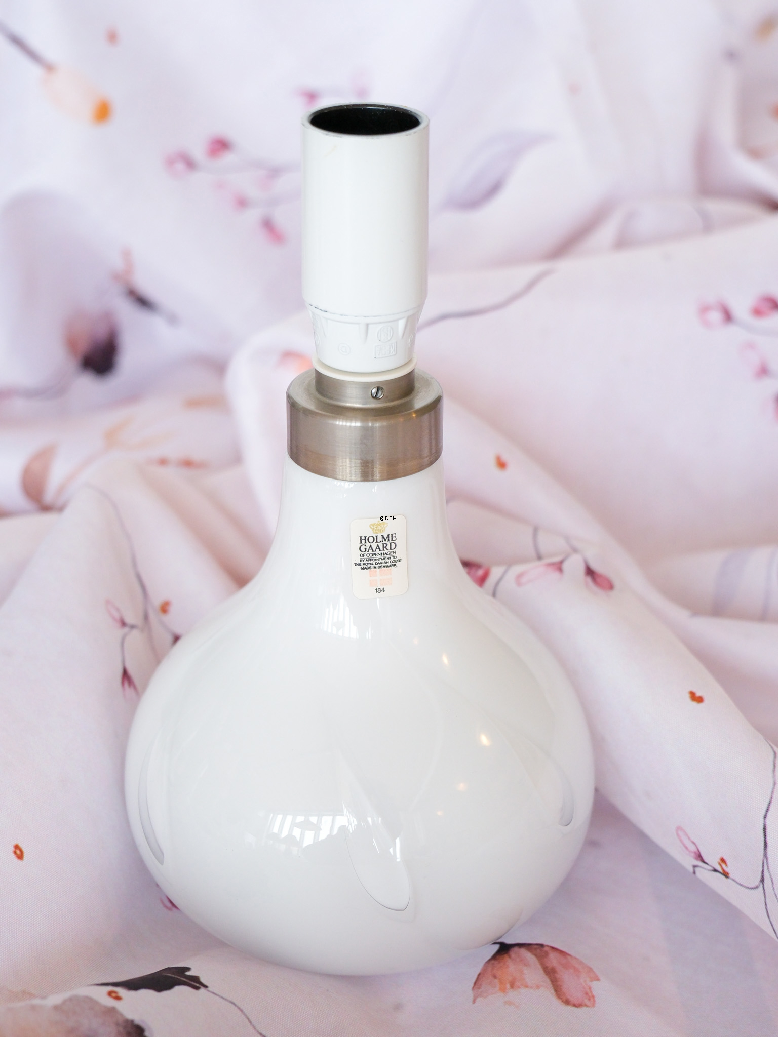 Holmegaard Bordlampe Helios, hvid, lille uden lampeskærm - Udgået af produktion