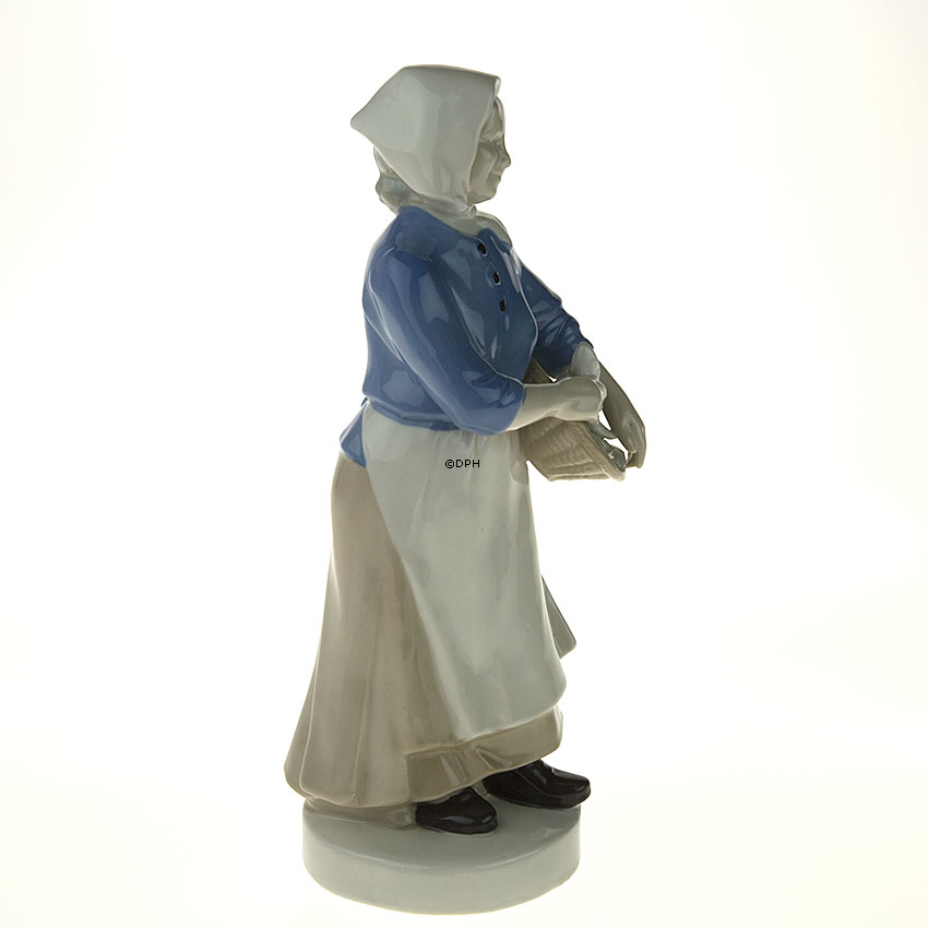 Figur af Fiskerkone, mrk. GDR 10126