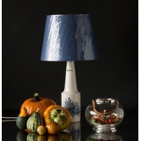 Stor Royal Copenhagen Bordlampe med koglemotiv F&M