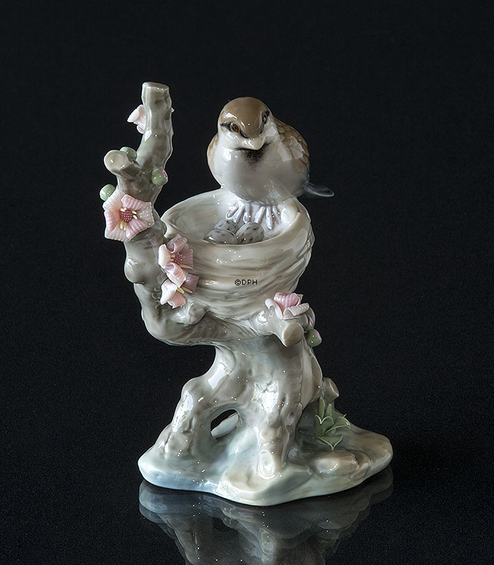 Lladro figur, fugl med rede