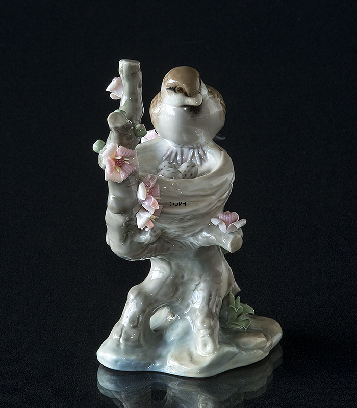 Lladro figur, fugl med rede