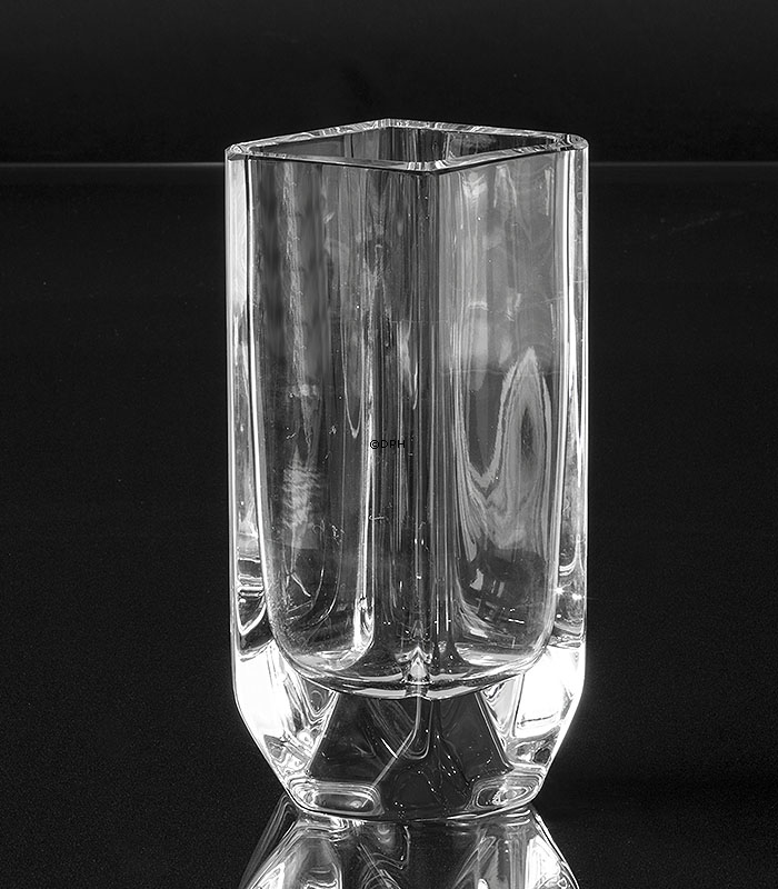 KostaBoda Vase nr. 47848 af Sigurd Persson