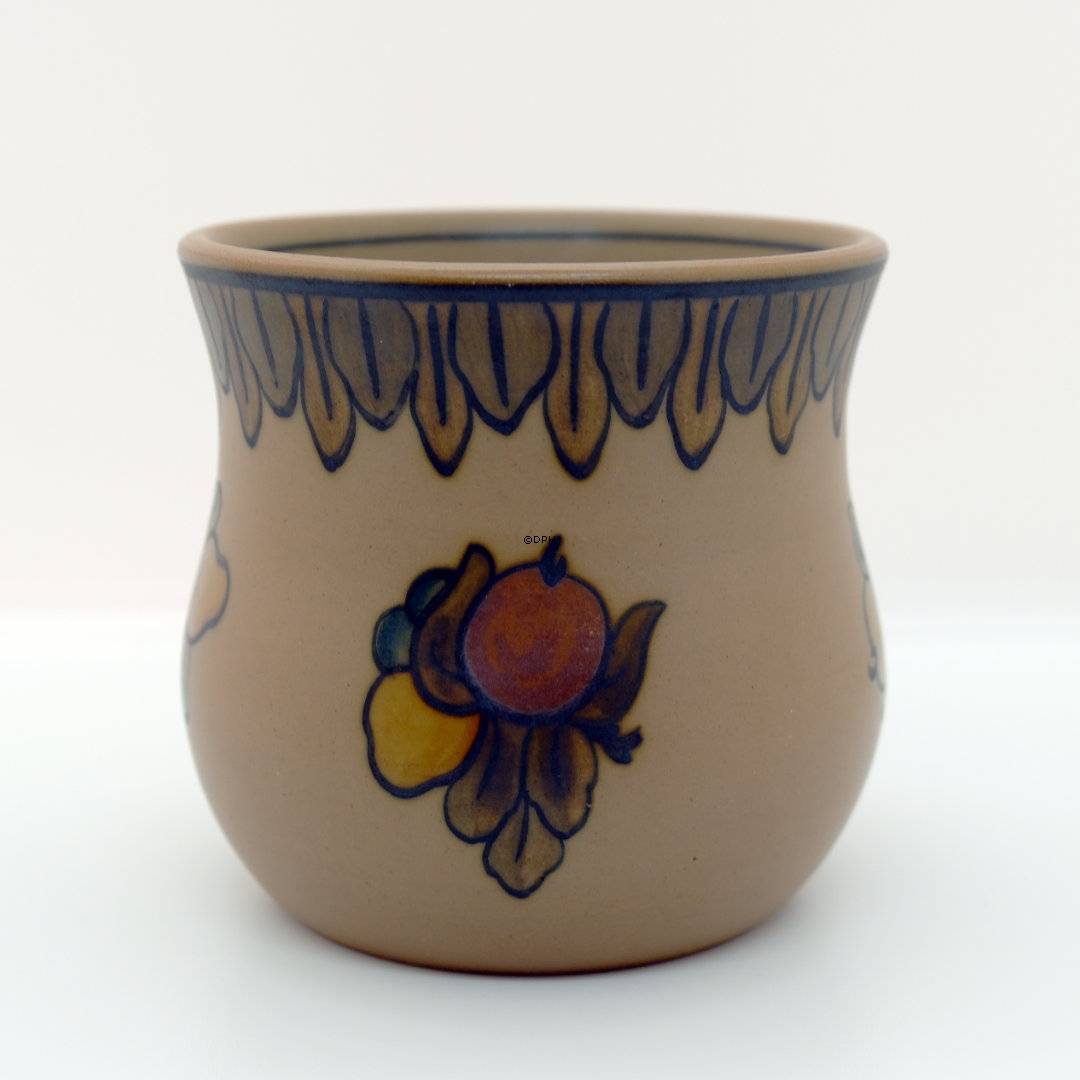 Hjort vase nr. 83 med frugter
, Bornholmsk keramik