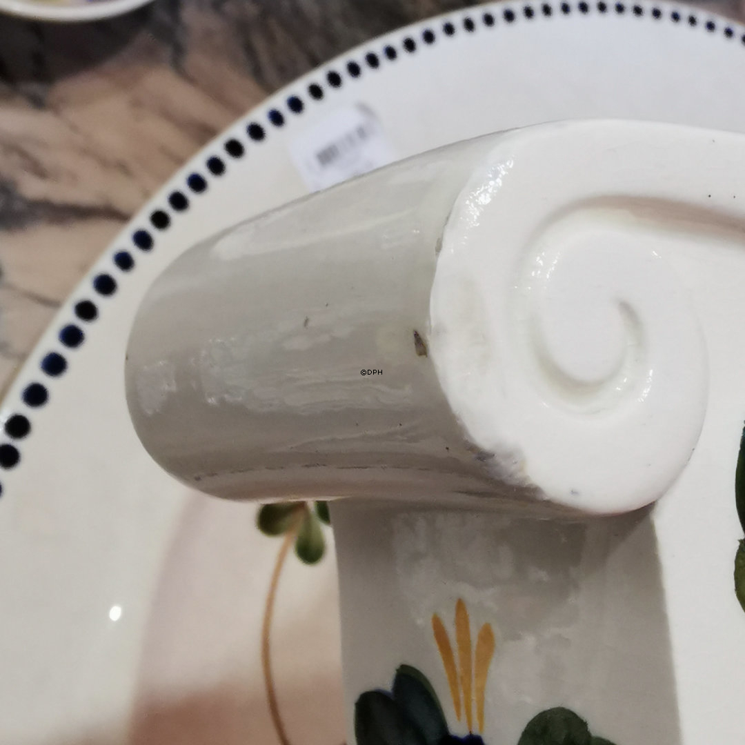 Aluminia jardiniere med rist nr. 625-472 (M. fejl)