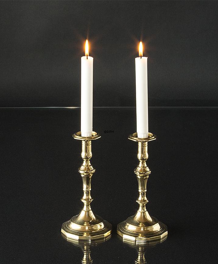 Gamle Engelske messing lysestager, 21cm. Sæt af 2 stk