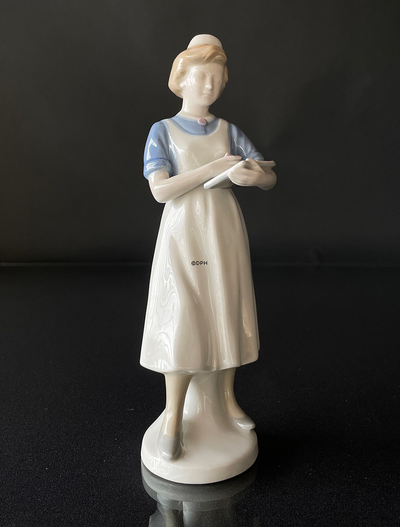 Sygeplejerske figur, H 24 cm