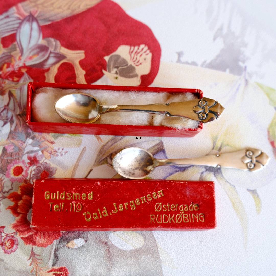 Atla saltske i sølvplet