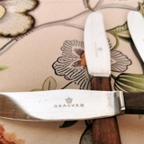 Raadvad Rustfri kniv med lysebrunt bakelithåndtag, sæt af 6 stk.