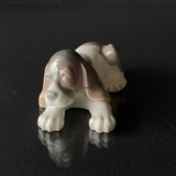 Lladro playing puppy, figurine of dog