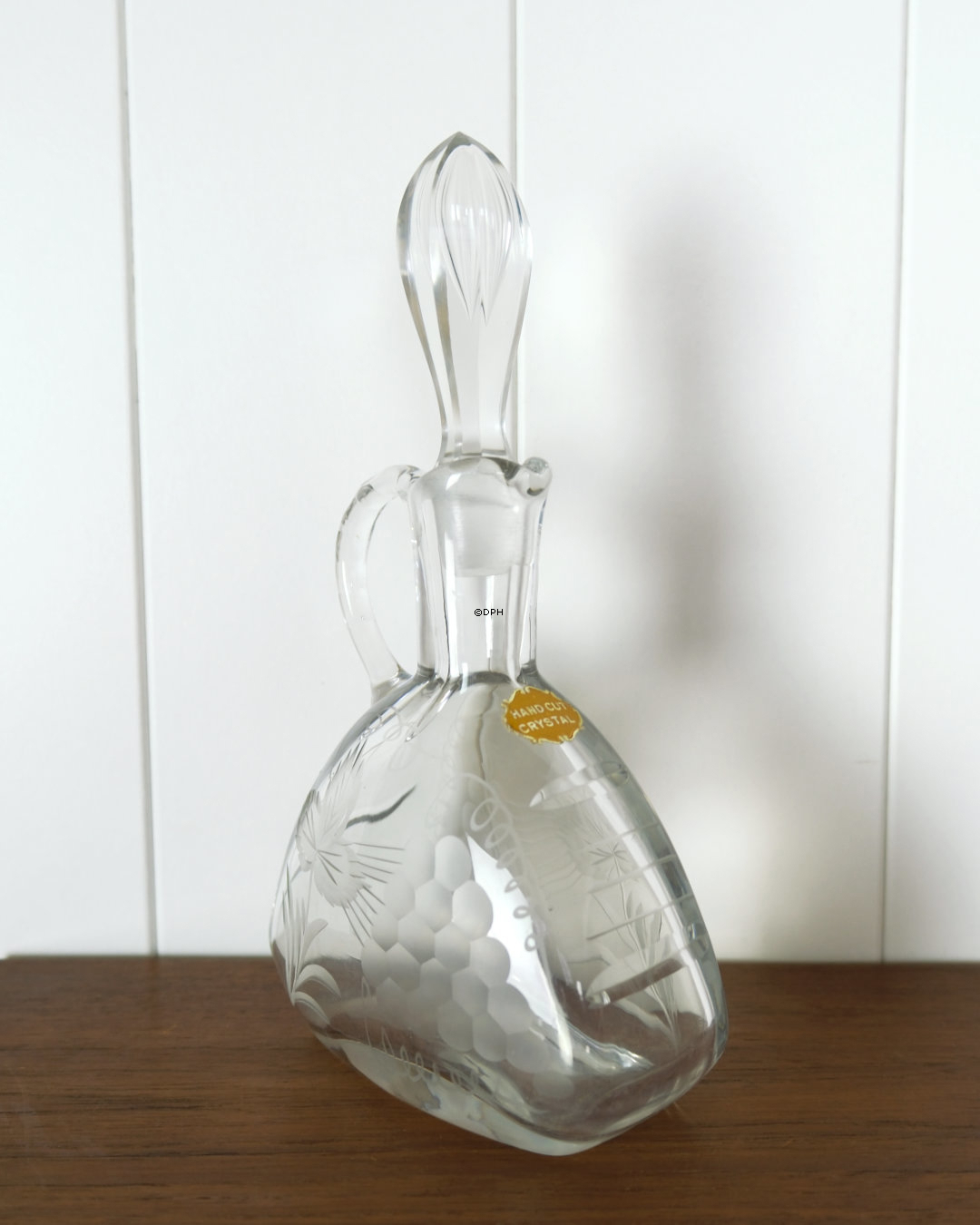 Krystal karaffel med håndslebet druemotiv