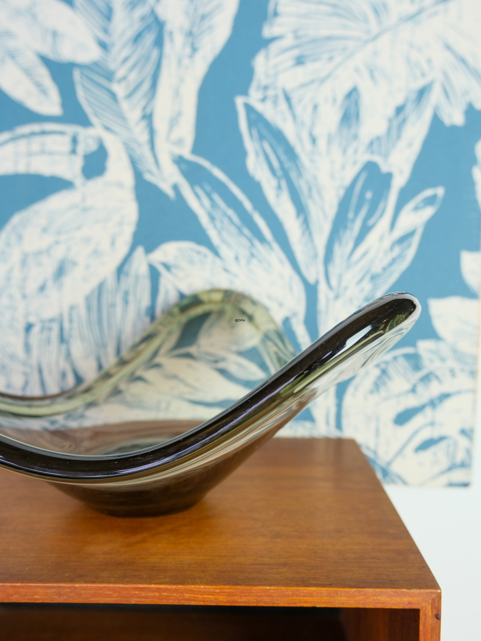 Holmegaard Selandia fad, smoke Ø32cm