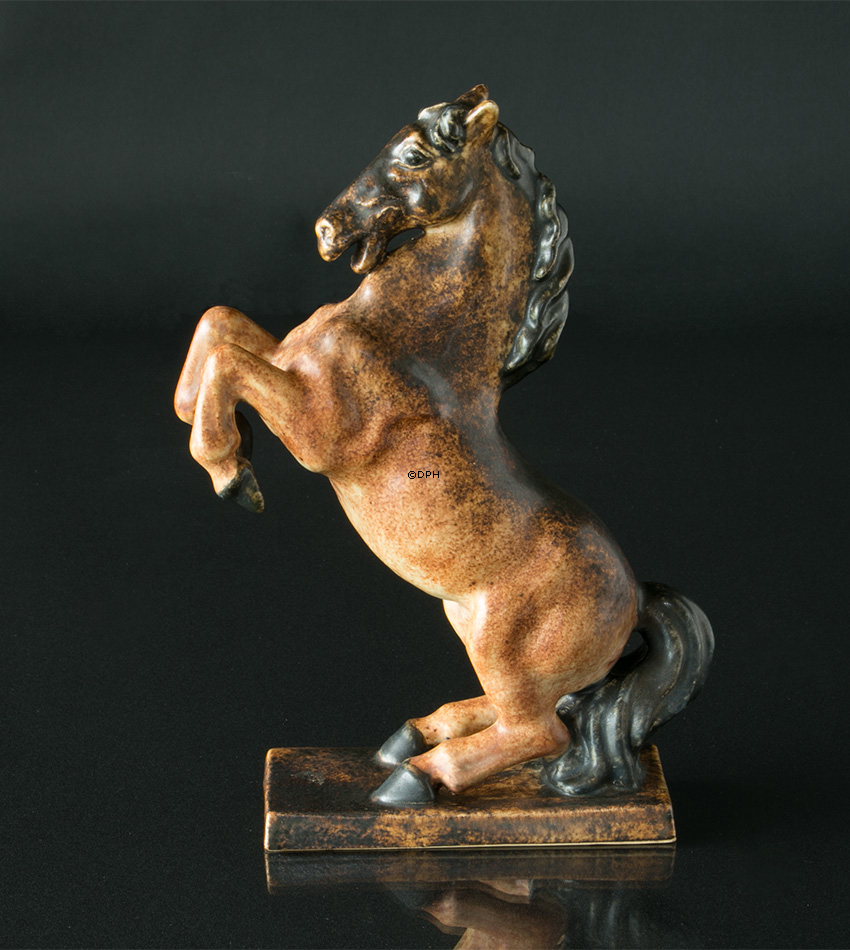 Hest Stejlende nr. 1998, keramik, Michael Andersen & Søn