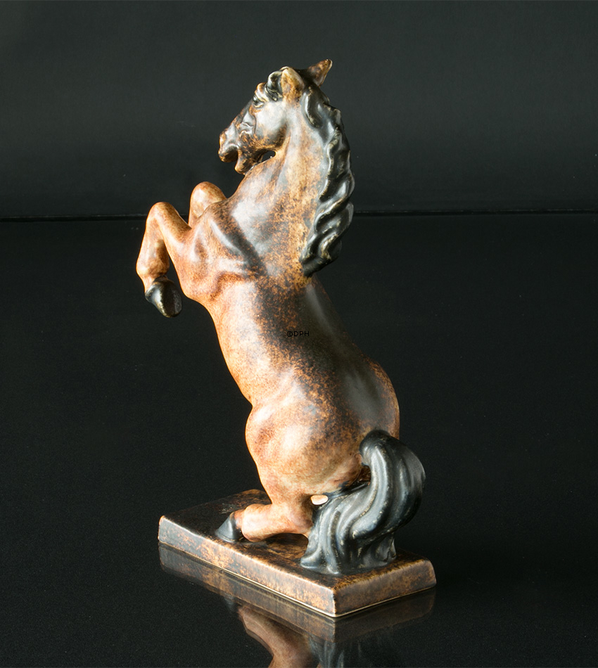 Hest Stejlende nr. 1998, keramik, Michael Andersen & Søn