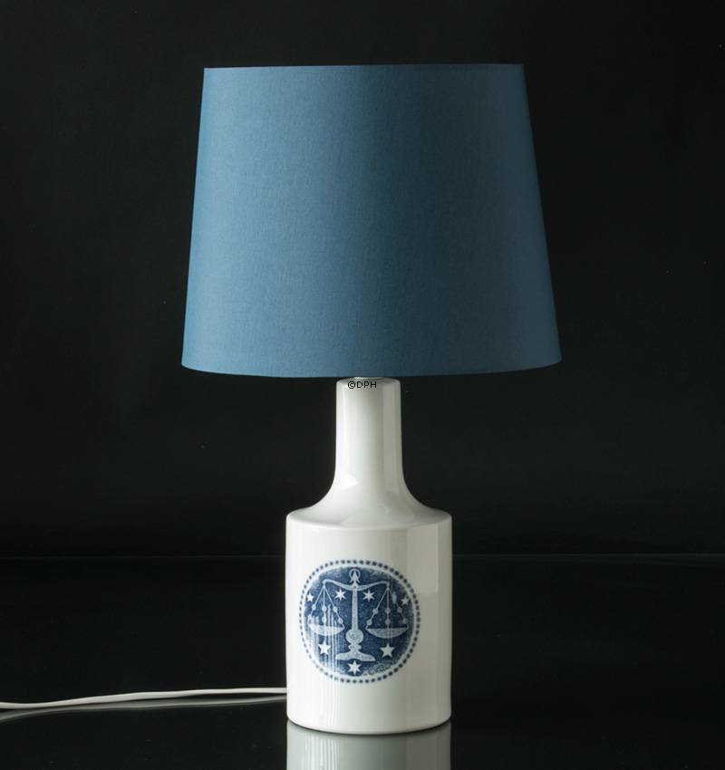 Rund cylinderformet lampeskærm 22 cm i højden, blå chintz stof