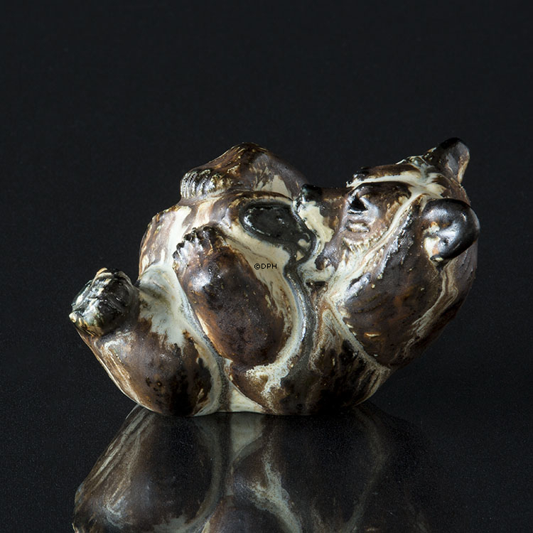 Arne Ingdam Bjørn bidder sig i foden