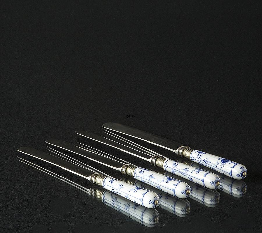 Musselmalet, riflet, knive (4 stk) Royal Copenhagen/Raadvad.
(1894-1922)