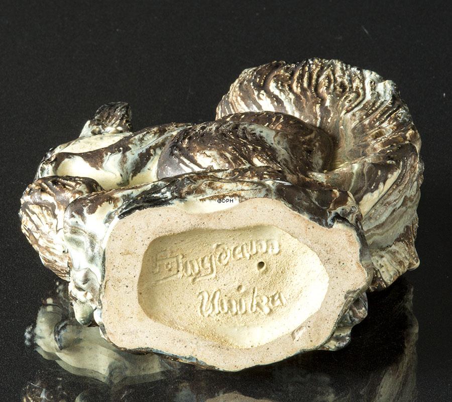 Arne Ingdam Keramik Egern, Unika