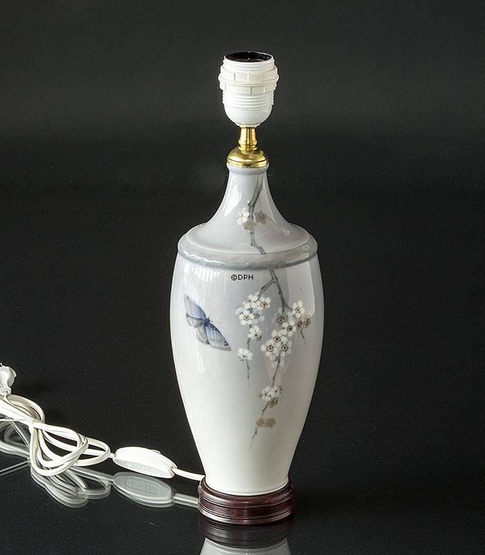 Lampe med blomstret gren og sommerfugle, Royal Copenhagen Art Noveau - Monteret med ny ledning og fatning