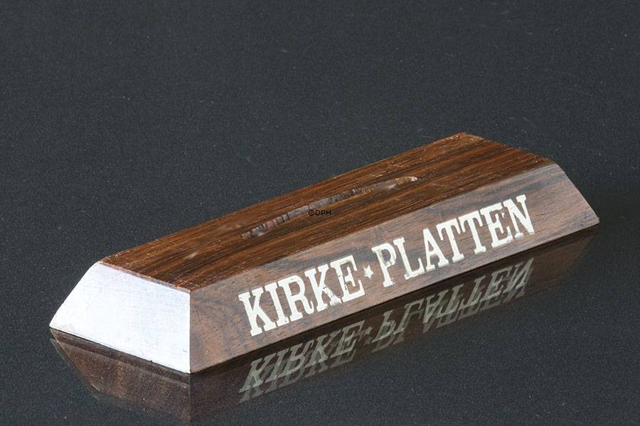 Kirkeplatteholder, træ