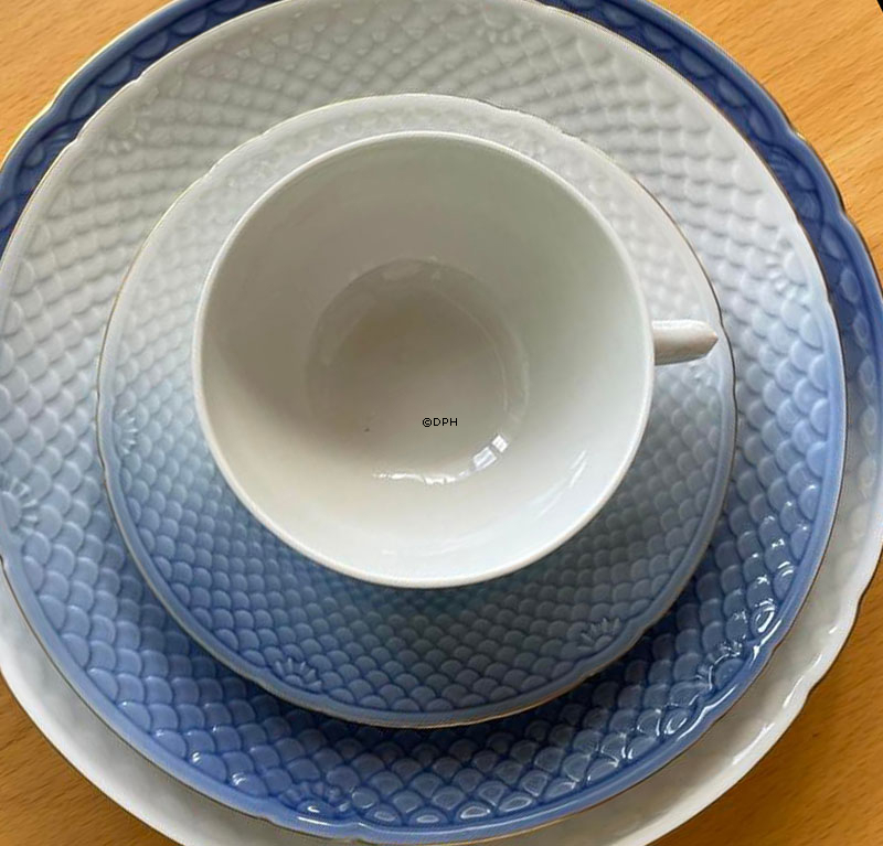 Hvid kop/skål (UDEN UNDERKOP)  med skelmønster som Mågestel (Hvid Elegance)  473 (108)  Bing & Grøndahl