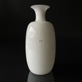 Weiße Vase (ähnlich der Melody-Vase, aber ohne Dekoration), Holmegaard-Glas