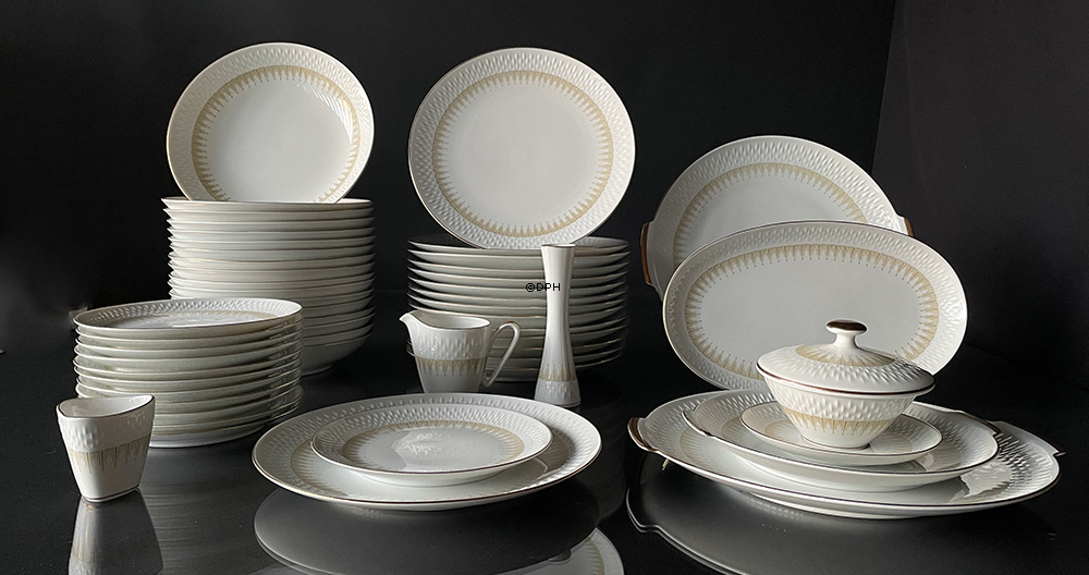 Bavaria Marcelisborg porcelæn (ialt 51 dele)