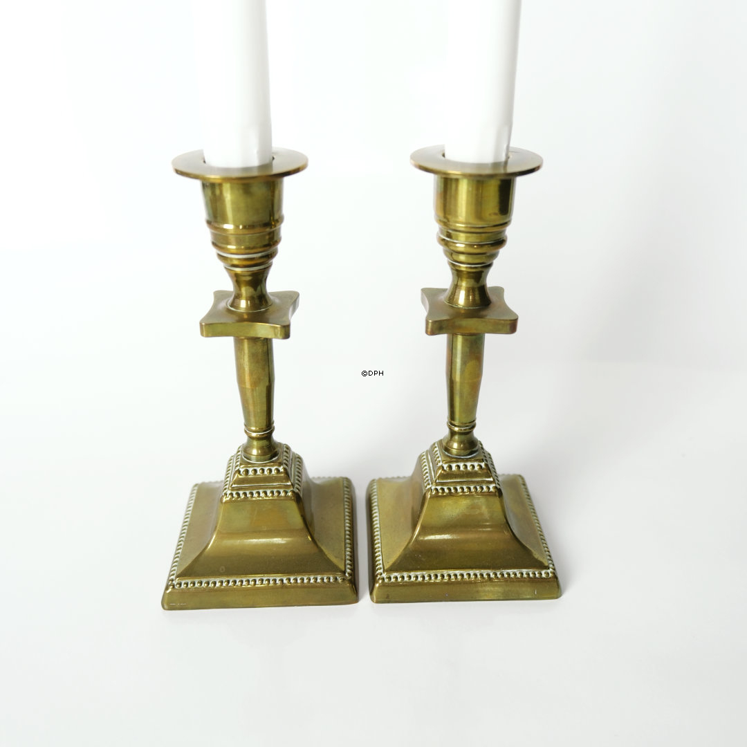 Gamle messing lysestager, 15,5cm. Sæt af 2 stk