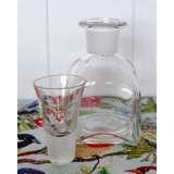 Firkantet karaffel i glas med prop