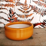 Holmegaard Caramel Palette Bowl with handle (large), Design Michael Bang