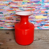 Holmegaard Red Palette vase, Design Michael Bang