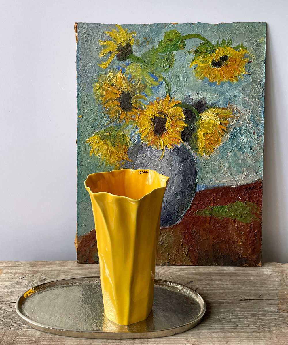 Ole Kortzau, gul Natura Vase, Royal Copenhagenn