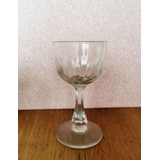 Dessertvinsglas med udskæring og kantet stilk ca. 11 cm