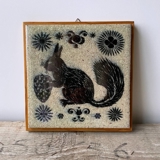 Wall plate/decorative tile with squirrel - K. Galaaen 1971, Porsgrund