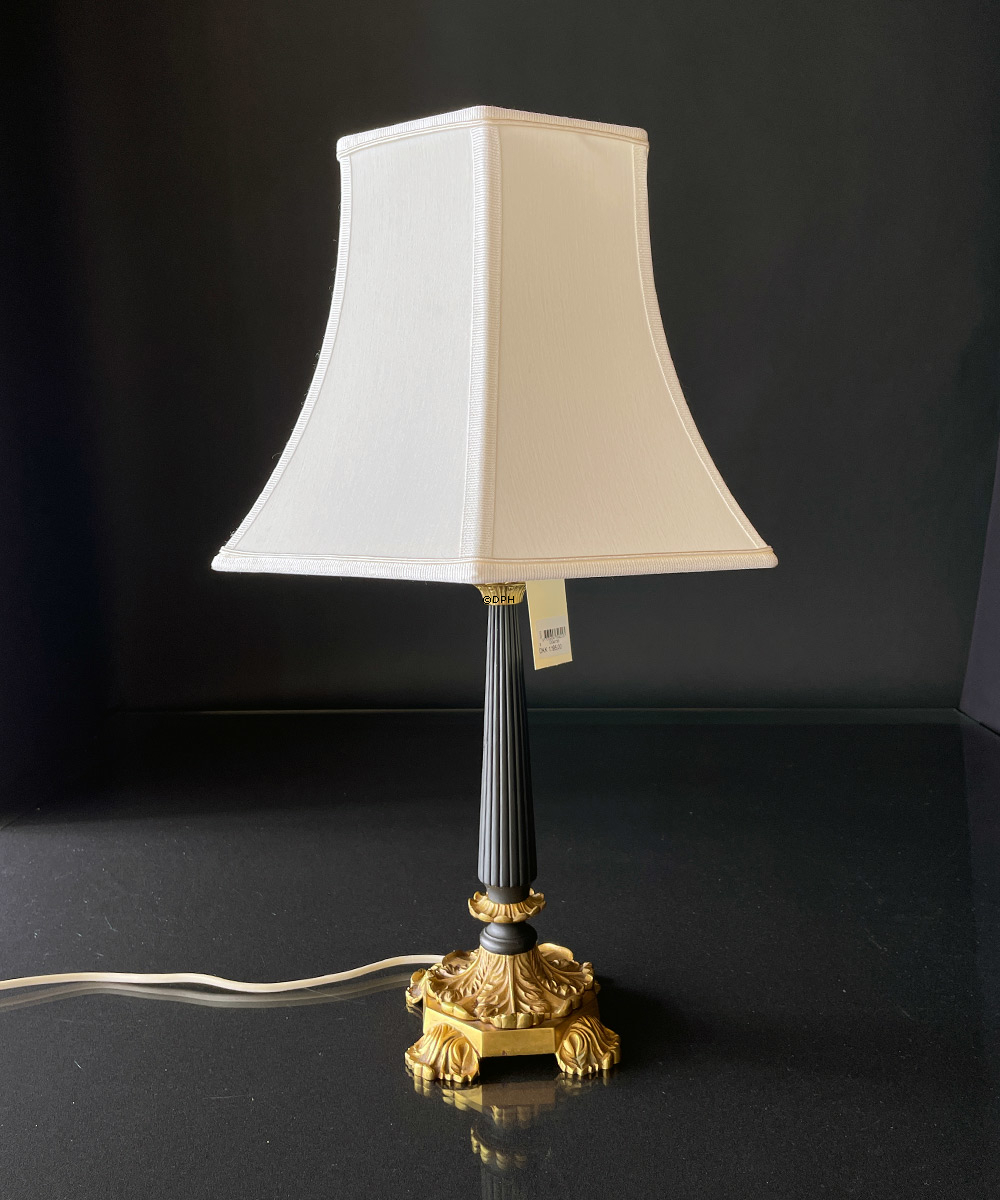 Firkantet lampeskærm 24 cm i højden, hvid silke